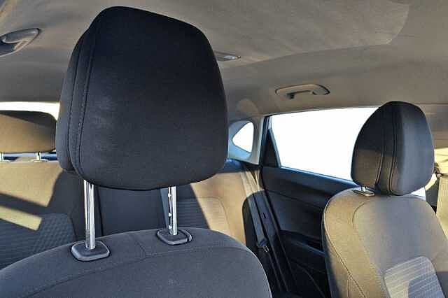 Hyundai i20 1.2 MPI MT Connectline