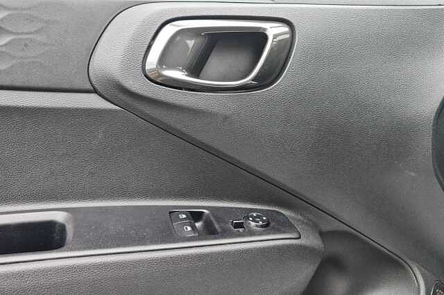 Hyundai i10 3&ordf; serie 1.0 MPI Connectline Bianco