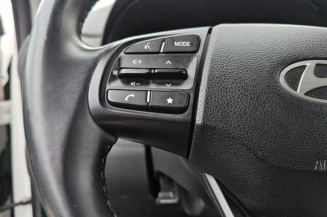 Hyundai i10 3&ordf; serie 1.0 MPI Connectline Bianco