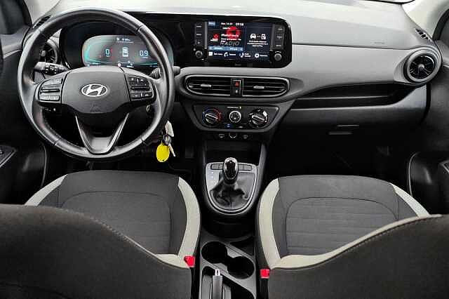 Hyundai i10 1.0 MPI AT Tech