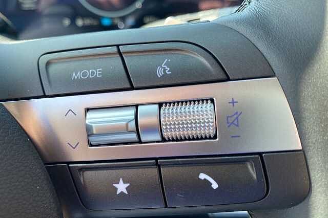 Hyundai KONA EV 64.8 KWh Exclusive