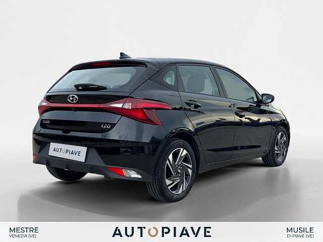 Hyundai i20 1.2 MPI MT ConnectLine