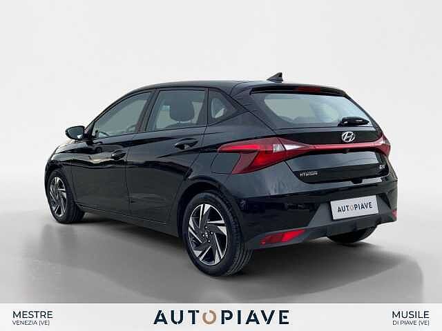 Hyundai i20 1.2 MPI MT ConnectLine