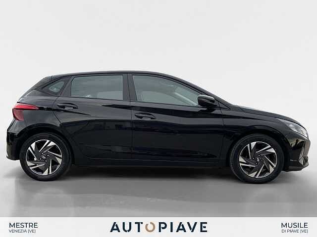 Hyundai i20 1.2 MPI MT ConnectLine