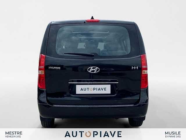 Hyundai H-1 2.5 CRDi VGT Wagon 8 p.ti Style