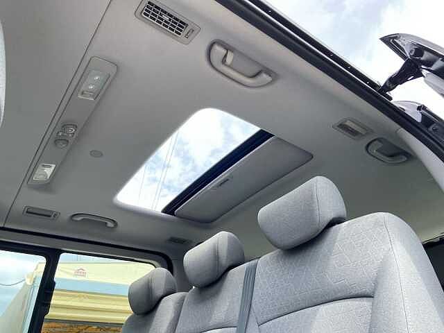 Hyundai H-1 2.5 CRDi VGT Wagon 8 p.ti Style