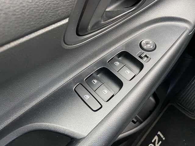 Hyundai i20 1.0 T-GDI 48V iMT Connectline