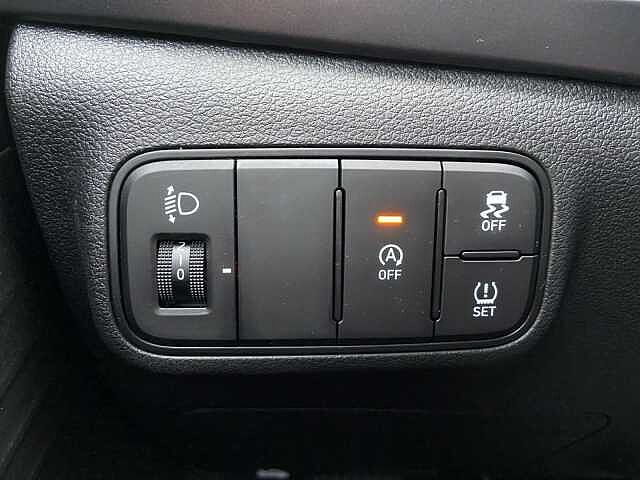 Hyundai i20 1.2 MPI MT Connectline