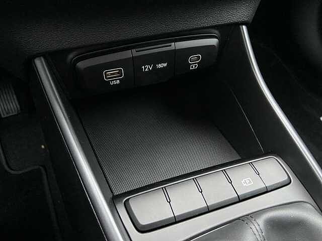 Hyundai i20 1.2 MPI MT Connectline