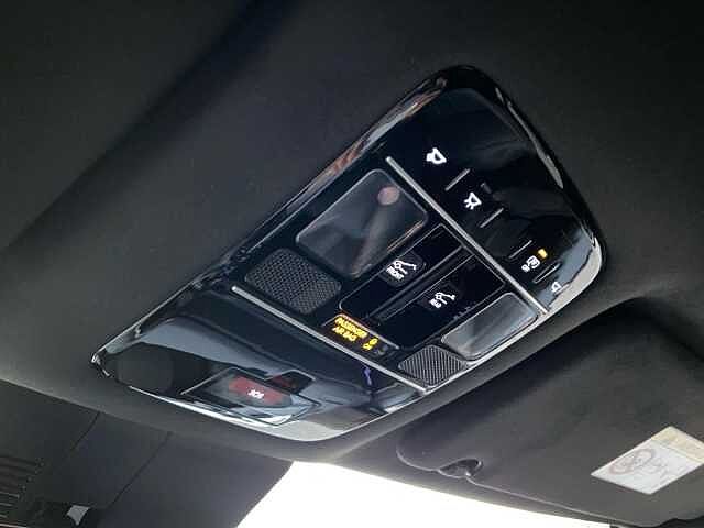 Hyundai Santa Fe 1.6 T-GDi HEV 4WD AT 7 posti XClass Calligraphy Pack Bianco