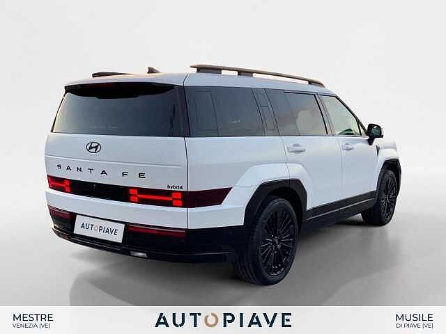 Hyundai Santa Fe 1.6 T-GDi HEV 4WD AT 7 posti XClass Calligraphy Pack Bianco