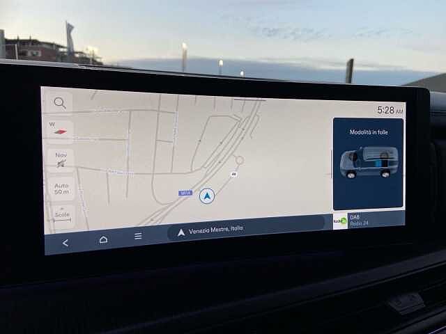 Hyundai Santa Fe 1.6 T-GDi HEV 4WD AT 7 posti XClass Calligraphy Pack Bianco