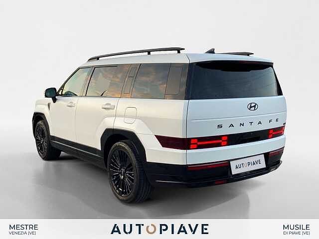 Hyundai Santa Fe 1.6 T-GDi HEV 4WD AT 7 posti XClass Calligraphy Pack Bianco