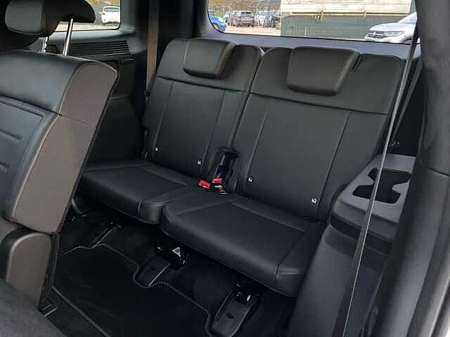 Hyundai Santa Fe 1.6 T-GDi HEV 4WD AT 7 posti XClass Calligraphy Pack Bianco