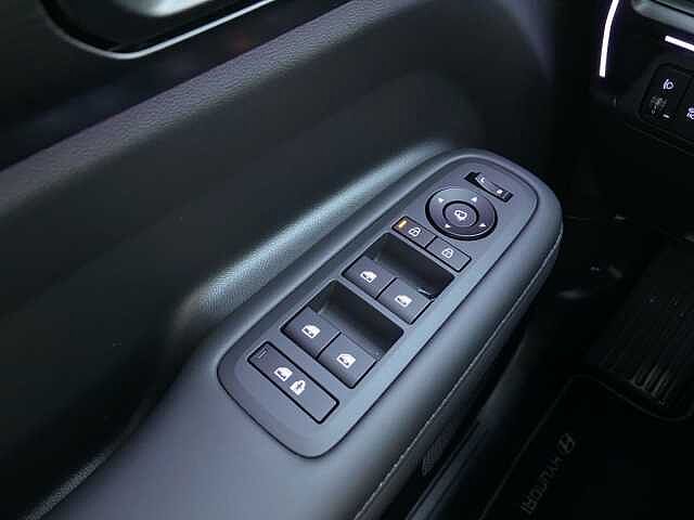 Hyundai Santa Fe 1.6T-GDi PHEV 4WD AT 7 posti XClass Bianco