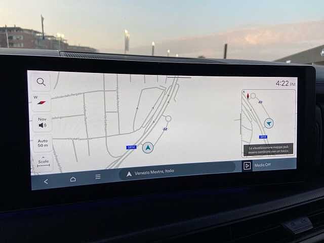 Hyundai Santa Fe 1.6T-GDi PHEV 4WD AT 7 posti XClass Bianco