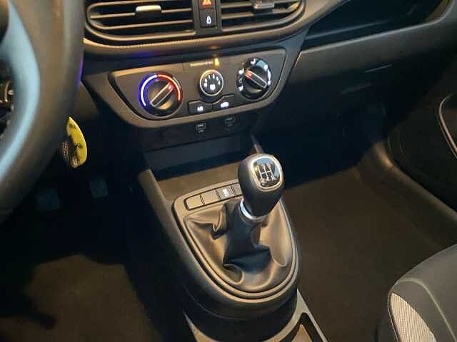 Hyundai i10 1.0 MPI Tech