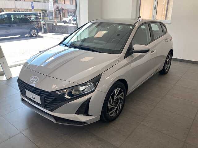 Hyundai i20 1.2 MPI MT Connectline