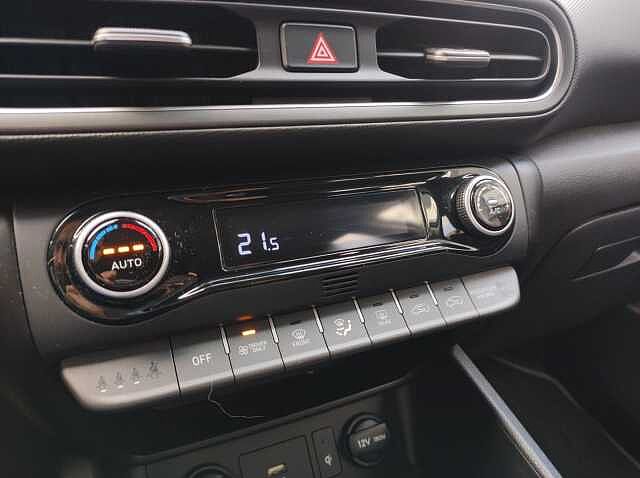 Hyundai Kona 1&ordf;s. (2017-23) HEV 1.6 DCT XLine Bianco