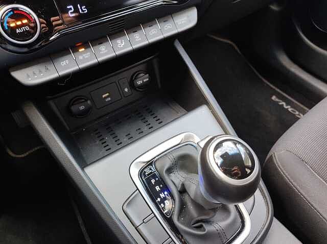 Hyundai Kona 1&ordf;s. (2017-23) HEV 1.6 DCT XLine Bianco