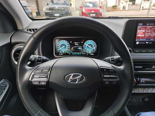 Hyundai Kona 1&ordf;s. (2017-23) HEV 1.6 DCT XLine Bianco