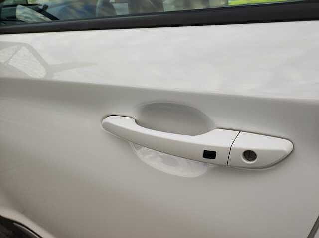 Hyundai Kona 1&ordf;s. (2017-23) HEV 1.6 DCT XLine Bianco