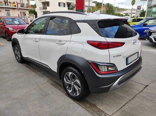 Hyundai Kona 1&ordf;s. (2017-23) HEV 1.6 DCT XLine Bianco