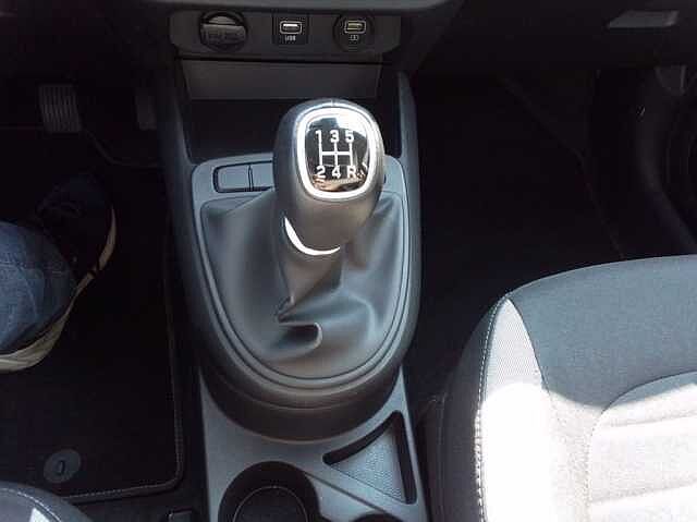 Hyundai i10 1.0 MPI Tech