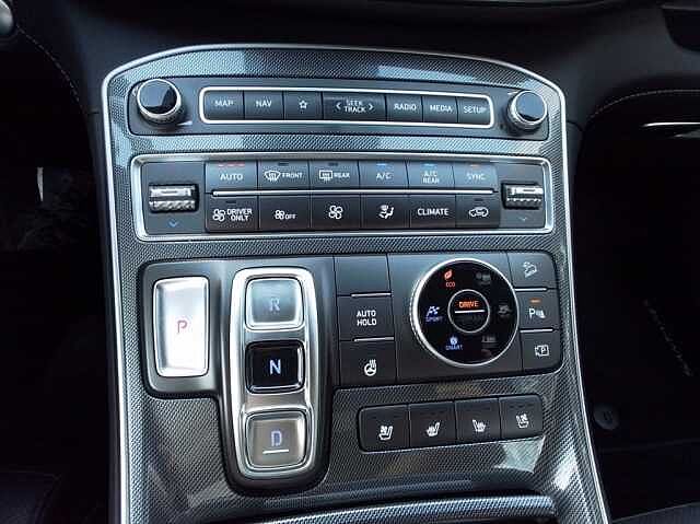 Hyundai  SANTA FE FL 7P 1.6HEV 4WD XCLASS