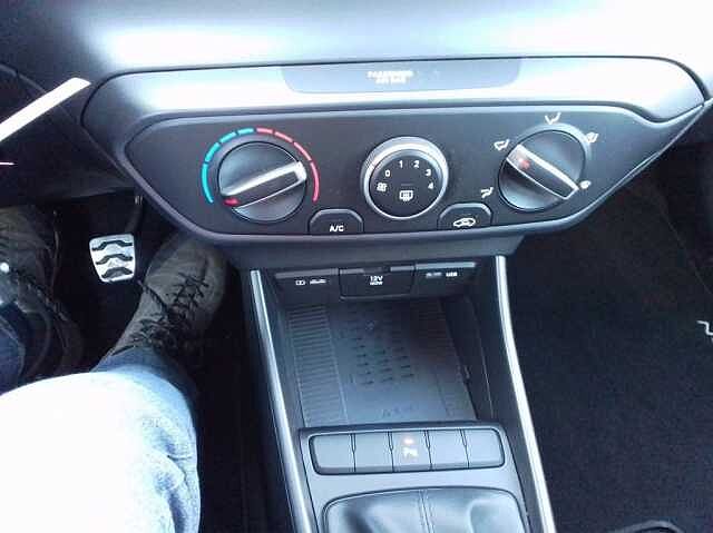 Hyundai BAYON 1.2 MPI MT XLine