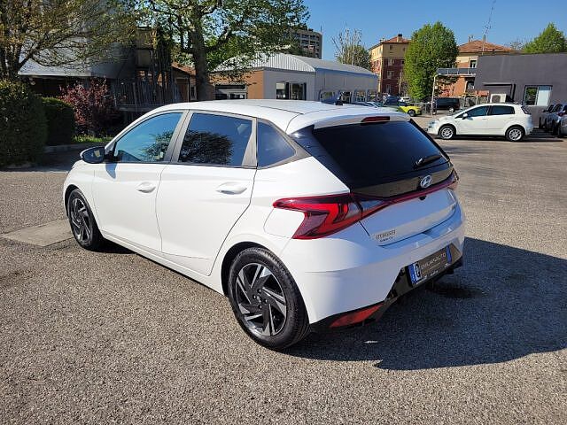 Hyundai i20 1.2 MPI MT GPL Connectline EXTERIOR PACK