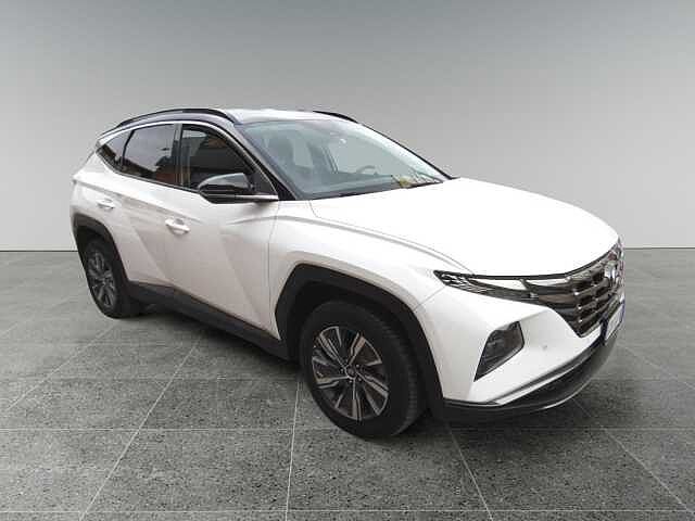 Hyundai TUCSON 1.6 HEV aut.Xline + TETTO NERO TAGLIANDATA HYUNDAI