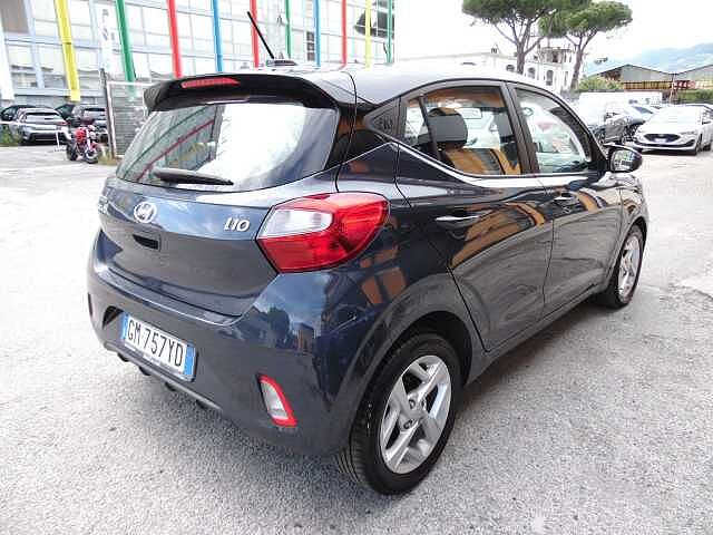 Hyundai i10 1.0 MPI Tech + CONNECT PACK SOLO 20.900 KM