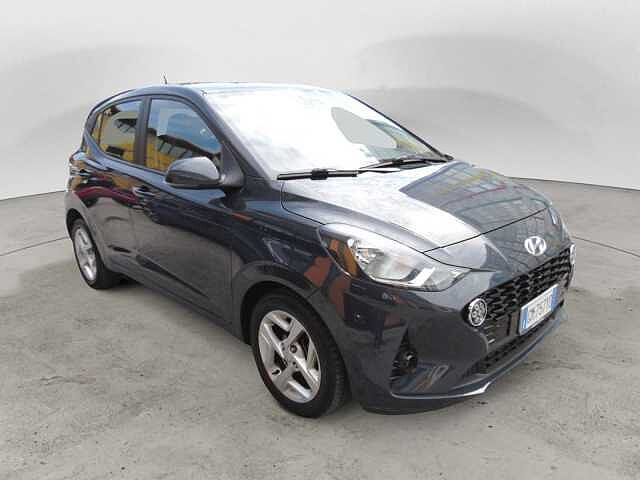 Hyundai i10 1.0 MPI Tech + CONNECT PACK SOLO 20.900 KM