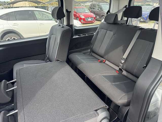 Hyundai STARIA 2.2 MT 2WD 9 posti Wagon