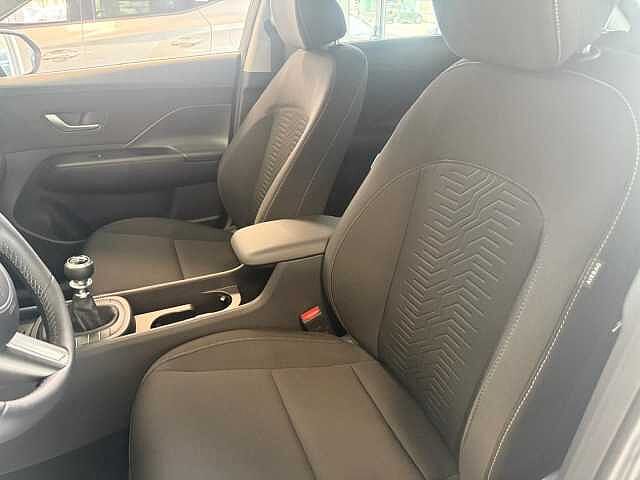 Hyundai KONA 1.0 T-GDI DCT 120 cv 48v XLine