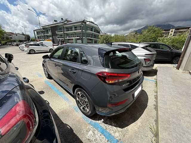Hyundai i30 1.0 T-GDI DCT 48V 5 porte Business