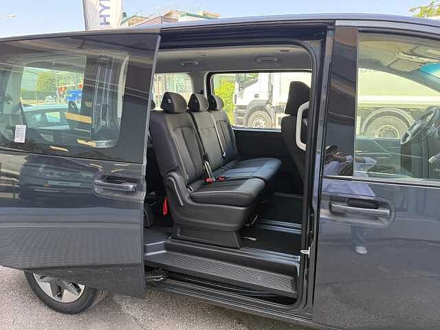 Hyundai STARIA 1.6 HEV AT 2WD 9 posti Wagon
