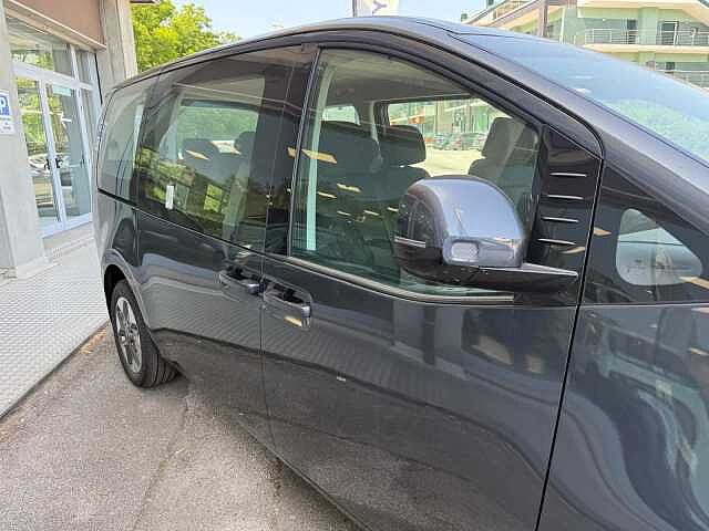 Hyundai STARIA 1.6 HEV AT 2WD 9 posti Wagon