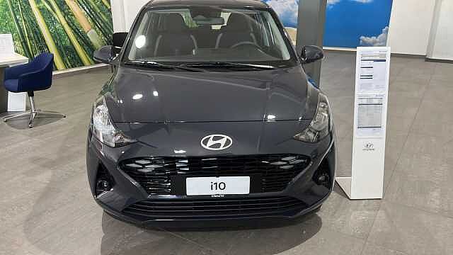 Hyundai i10 benzina