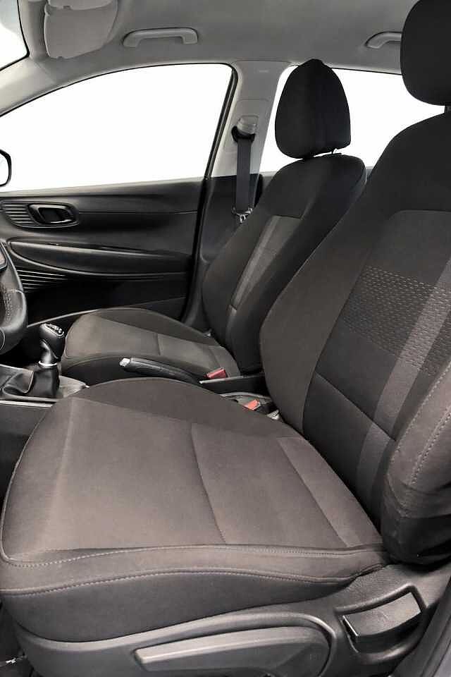 Hyundai i20 1.0 T-GDI 48V iMT Connectline