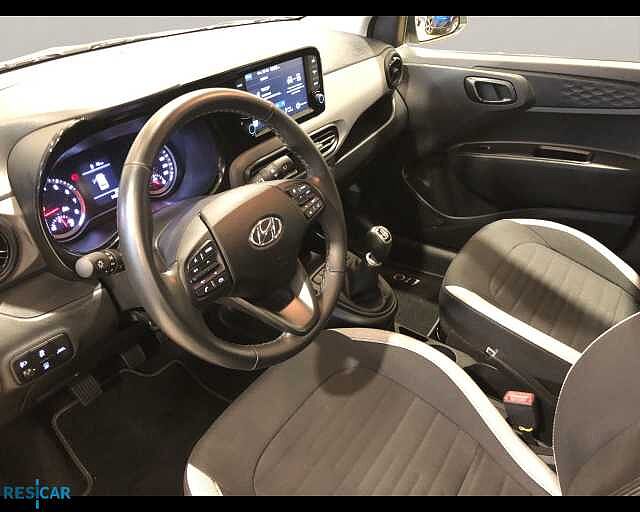 Hyundai i10 i10 1.0 mpi Tech Connect Pack