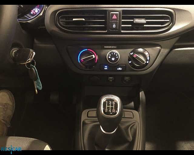 Hyundai i10 i10 1.0 mpi Tech Connect Pack
