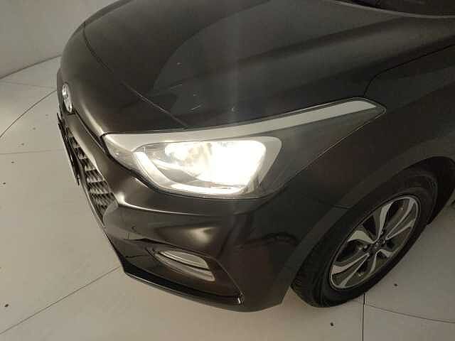 Hyundai i20 i20 5p 1.2 mpi Connectline 75cv