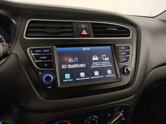 Hyundai i20 i20 5p 1.2 mpi Connectline 75cv