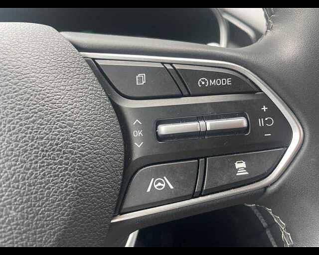 Hyundai  SANTA FE FL 7P 1.6HEV 4WD XCLASS